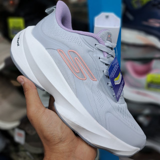 کتونی ویتنامی زنانه اسکیچرز هایپر برست Skechers hyper burst / مسترکوالیتی ضمانت کیفیت / سایز ۳۷ تا ۴۰